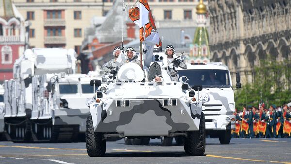 Oklopno vozilo BTR-82A na paradi povodom Dana pobede u Moskvi. - Sputnik Srbija