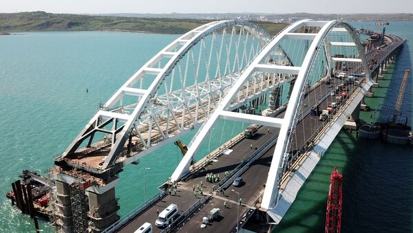 Izgradnja drumskog dela Krimskog mosta - Sputnik Srbija