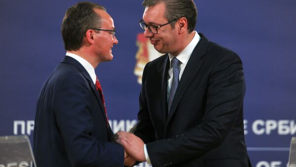 Predsedik Odbora Bundestaga za evrospke poslove Ginter Krihbaum i predsednik Srbije Aleksandar Vučić - Sputnik Srbija