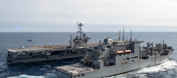 Ударна група америчке морнарице на челу са носачем авиона Хари Труман - Sputnik Србија