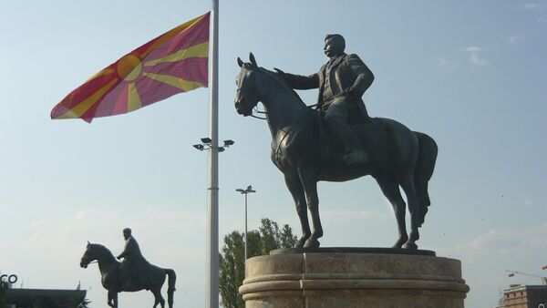 Споменик Гоце Делчева у Скопљу кога Бугари сматрају својим националним јунаком - Sputnik Србија