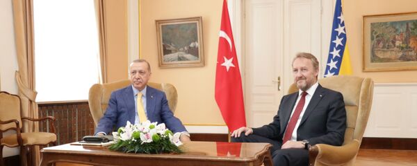 Реџеп Тајип Ердоган и Бакир Изетбеговић Реџеп Тајип Ердоган и Бакир Изетбеговић - Sputnik Србија