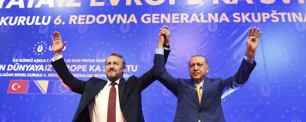 Бакир Изетбеговић и Реџеп Тајип Ердоган - Sputnik Србија