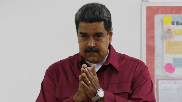 Predsednik Venecuele Nikolas Maduro tokom glasanja - Sputnik Srbija