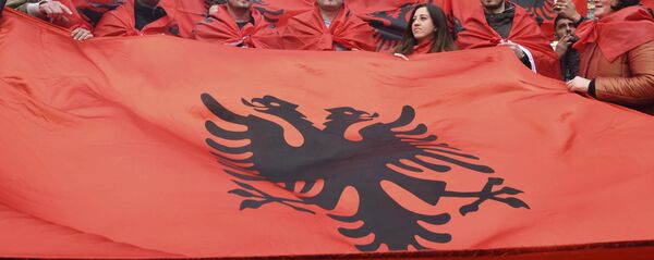 Albanici sa zastava - Sputnik Srbija