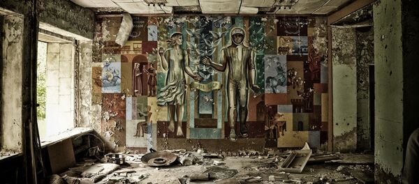 Jedna od zgrada u Pripjatu, Ukrajina - Sputnik Srbija
