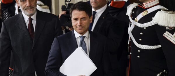 Ђузепе Конте - Sputnik Србија