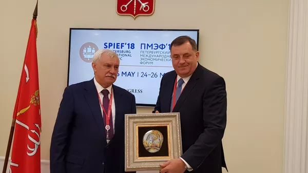 Milorad Dodik na Ekonomskom forumu u Sankt Peterburgu Milorad Dodik na Ekonomskom forumu u Sankt Peterburgu - Sputnik Srbija