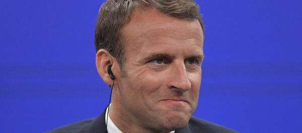 Predsednik Francuske Emanuel Makron na peterburškom međunarodnom ekonomskom forumu 2018 Predsednik Francuske Emanuel Makron na peterburškom međunarodnom ekonomskom forumu 2018 - Sputnik Srbija