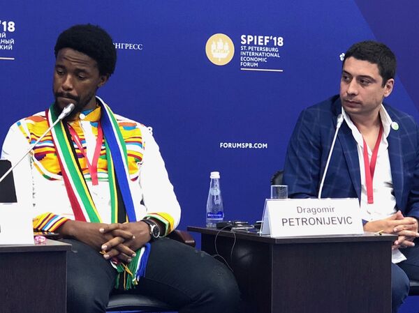 Na Ekonomskom forumu razgovaralo se i o globalnim problemima i o globalizaciji... Na Ekonomskom forumu razgovaralo se i o globalnim problemima i o globalizaciji... - Sputnik Srbija