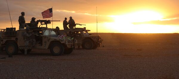 Američki vojnici u oblasti El Tanfa u Siriji Američki vojnici u oblasti El Tanfa u Siriji - Sputnik Srbija