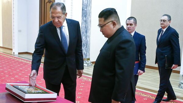 Poseta šefa ruske dippomatije Sergeja Lavrova Severnoj Koreji i sastanak s Kim Džong Unom - Sputnik Srbija