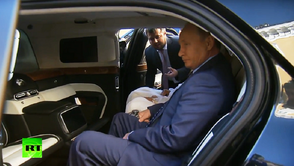 Unutrašnjost predsedničke limuzine Vladimira Putina - Sputnik Srbija