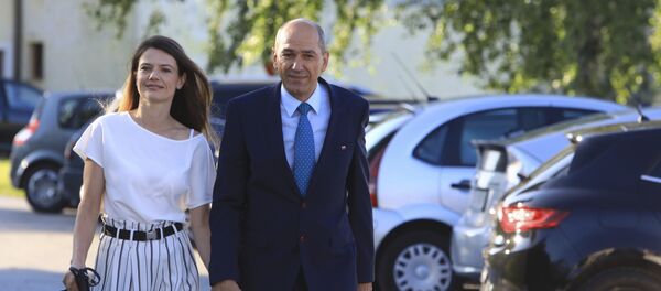 Јанез Јанша са супругом Уршком - Sputnik Србија