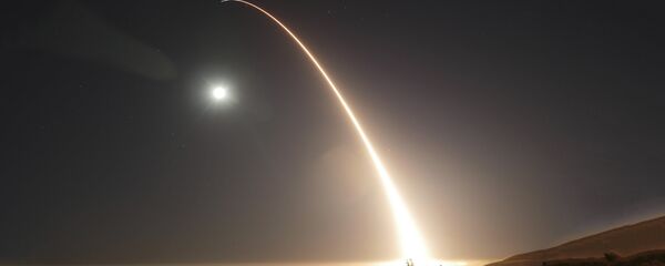 SAD estiraju nuklearno oružje - Sputnik Srbija