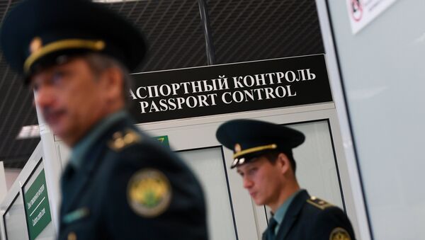 Пасошка контрола међународног аеродрома Казањ - Sputnik Србија