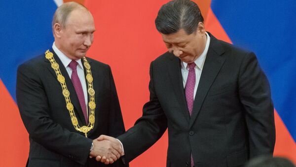Si Đinping uručio orden Prijateljstva Vladimiru Putinu - Sputnik Srbija