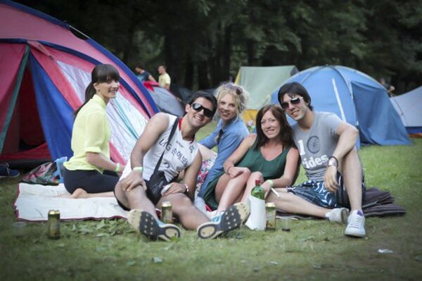 Park svake godine ima i događaj oko koga nema podela, dolaze mladi iz svih republika bivše države. Zvezde OK FESTA koji se održava od 6. do 8. jula su Stereo MCs, Kiril Džajkovski, Džiboni, Rudimental, Hladno pivo, Obojeni program, Ritam nereda... - Sputnik Srbija