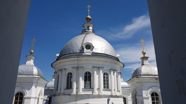 Velika kamena crkva na samoj granici pokazuje moć i veličinu Rusije Velika kamena crkva na samoj granici pokazuje moć i veličinu Rusije - Sputnik Srbija