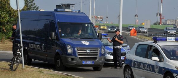 Policija na blokadi puta zbog cena goriva - Sputnik Srbija