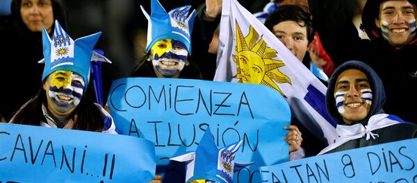 Navijači Urugvaja na prijateljskoj utakmici protiv Uzbekistana 7. juna 2018. - Sputnik Srbija