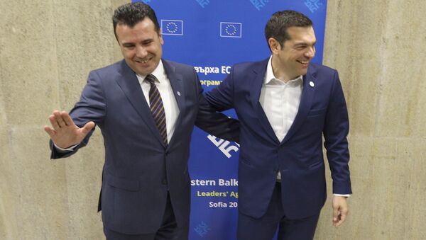 Premijeri Makedonije i Grčke, Aleksis Cipras i Zoran Zaev na samitu u Sofiji - Sputnik Srbija