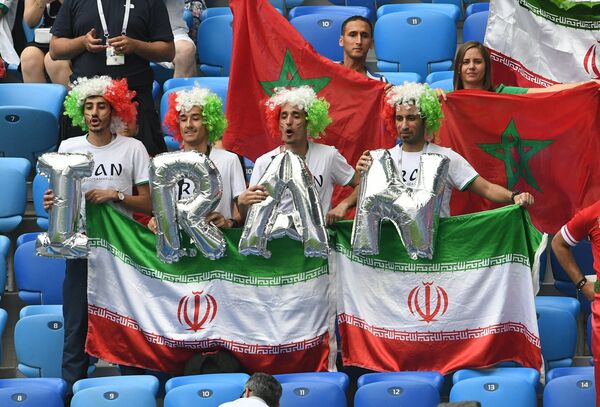 Navijači Irana na stadionu u Sank Peterburgu. Navijači Irana na stadionu u Sank Peterburgu. - Sputnik Srbija