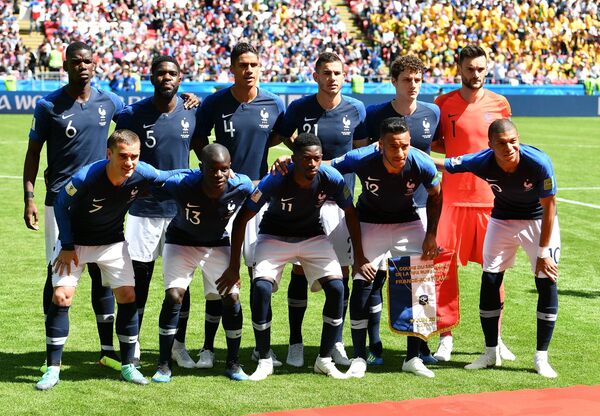 Репрезентација Француске на утакмици првог кола групе Ц против Аустралије Репрезентација Француске на утакмици првог кола групе Ц против Аустралије - Sputnik Србија