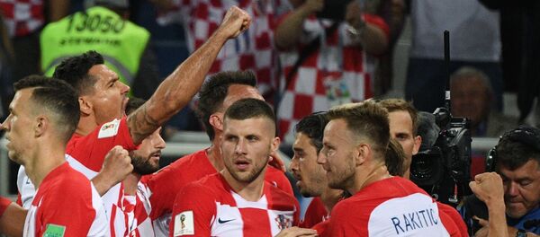 Хрватски фудбалери славе победу - Sputnik Србија