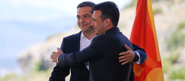 Алексис Ципрас и Зоран Заев - Sputnik Србија