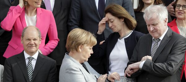 Немачка канцеларка Ангела Меркел и министар унутрашњих послова Хорст Зехофер - Sputnik Србија