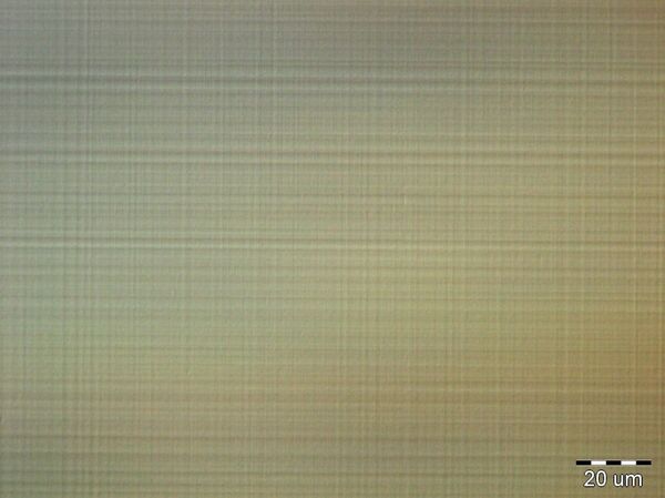 Површина узорка под микроскопом (режим фазног интерференционог контраста). Површина узорка под микроскопом (режим фазног интерференционог контраста). - Sputnik Србија