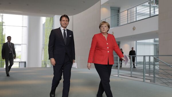 Nemačka kancelarka Angela Merkel i italijanski premijer Đuzepe Konte - Sputnik Srbija
