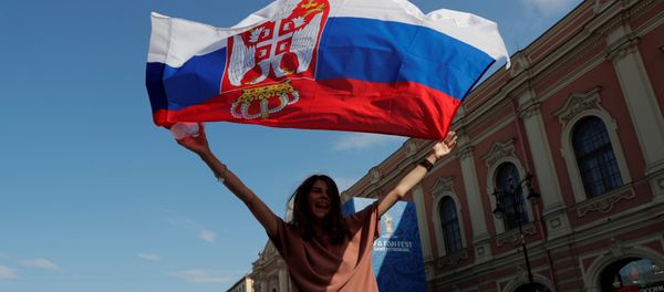 Навијачи Србије у Русији Навијачи Србије у Русији - Sputnik Србија