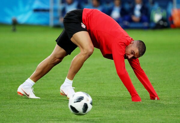 Kolarov na trenigu pred meč sa Švajcarskom - Sputnik Srbija