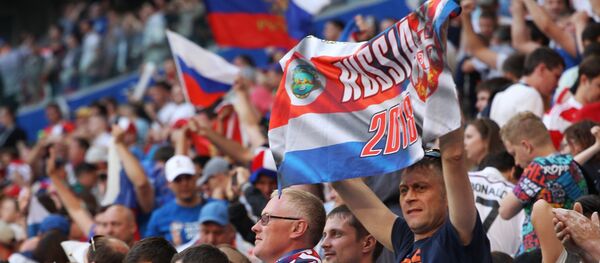 Навијачи Србије и Русије на утакмици против Костарика - Србија Навијачи Србије и Русије на утакмици против Костарика - Србија - Sputnik Србија