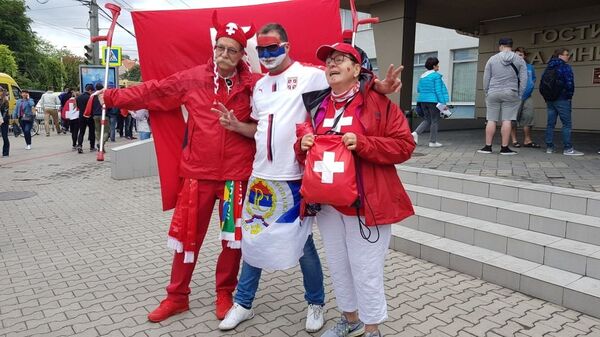 Navijači pred meč Srbija - Švajcarska - Sputnik Srbija