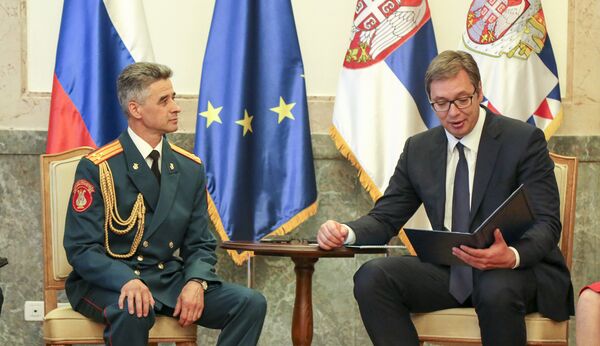 Уметнички директор хора Александров Генадиј Сачењук код председника Србије Александра Вучића  - Sputnik Србија