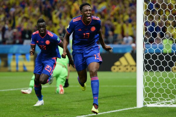 Jeri Mina proslavlja gol protiv Poljske Jeri Mina proslavlja gol protiv Poljske - Sputnik Srbija