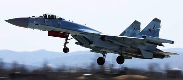Avion Su-35 - Sputnik Srbija