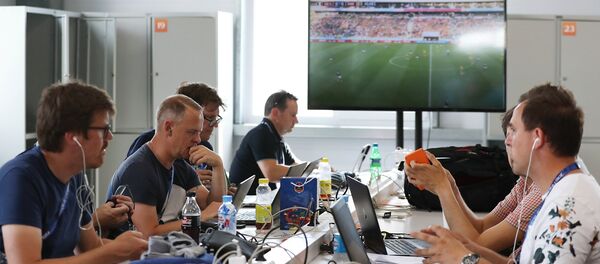 Новинари у прес-центру у Калинињграду на Светском првенству у фудбалу - Sputnik Србија