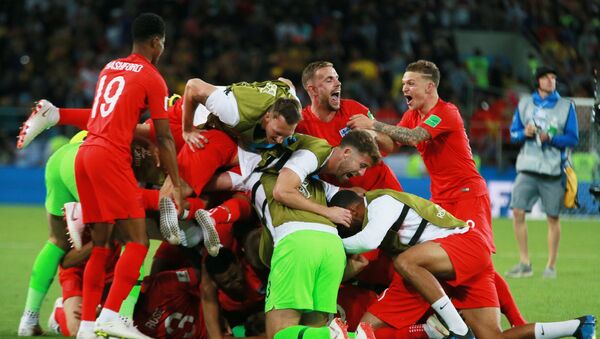 Englezi proslavljaju pobedu posle penal serije - Sputnik Srbija