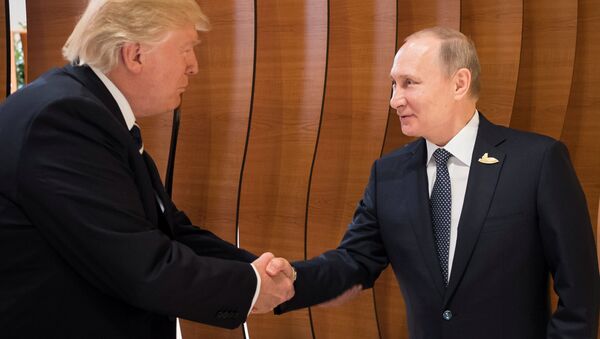 Vladimir Putin i Donald Tramp - Sputnik Srbija