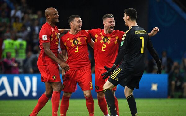 Reprezentativci Belgije proslavljaju pobedu nad Brazilom i plasman u polufinale - Sputnik Srbija