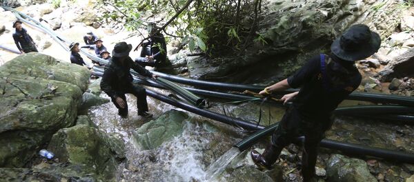 Tajlandske spasilačke ekipe na licu mesta - Sputnik Srbija