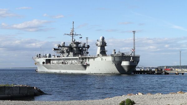 The USS Mount Whitney, the flagship of the US Sixth Fleet, has reached the port of Tallinn, Estonia, to take part in the NATO international military exercise, Baltops (Baltic Operations). - Sputnik Србија