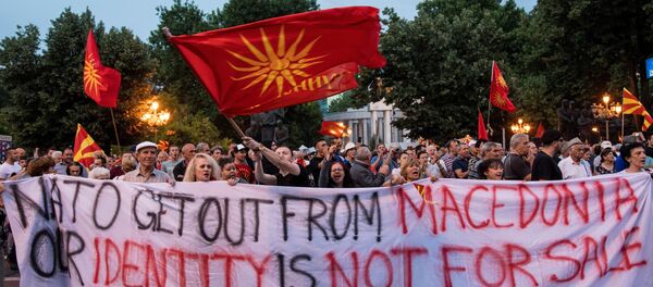 Протест против НАТО алијанске у Скопљу Протест против НАТО алијанске у Скопљу - Sputnik Србија