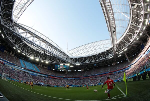 Трипије изводи један од корнера из којег су Енглези умели да запрете голману Куртои - Sputnik Србија