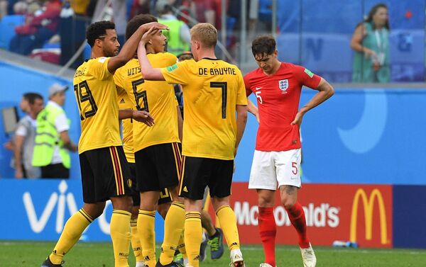 Репрезентативци Белгије прослављају гол у утакмици за треће место против Енглеске - Sputnik Србија