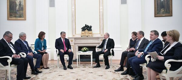 Председник Русије Владимир Путин и премијер Мађарске Виктор Орбан - Sputnik Србија